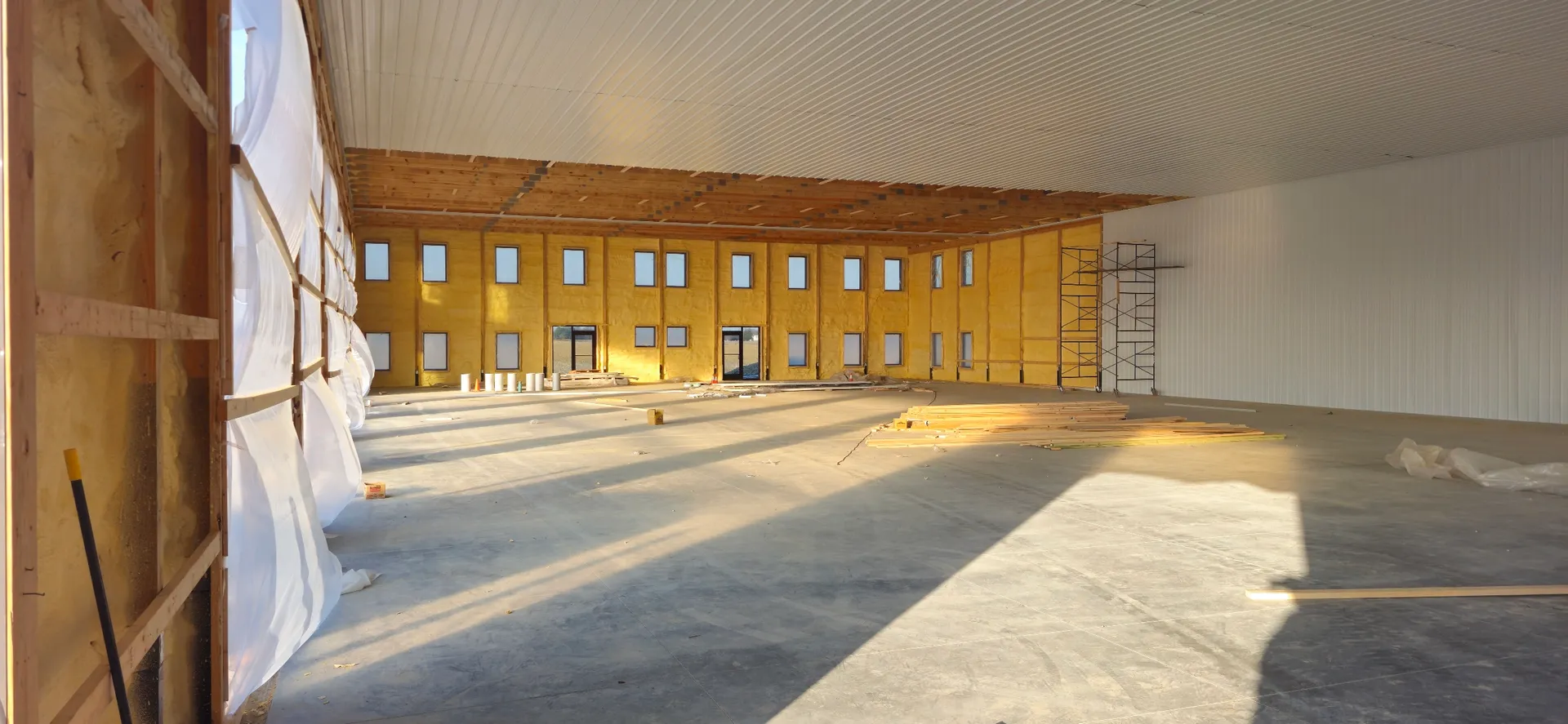 Industrial spray foam insulation Kokomo commercial ceiling application