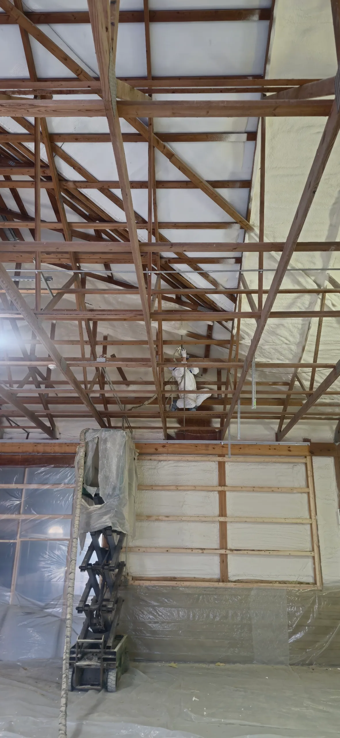 Pole barn spray foam insulation Kokomo closed cell direct to metal panels